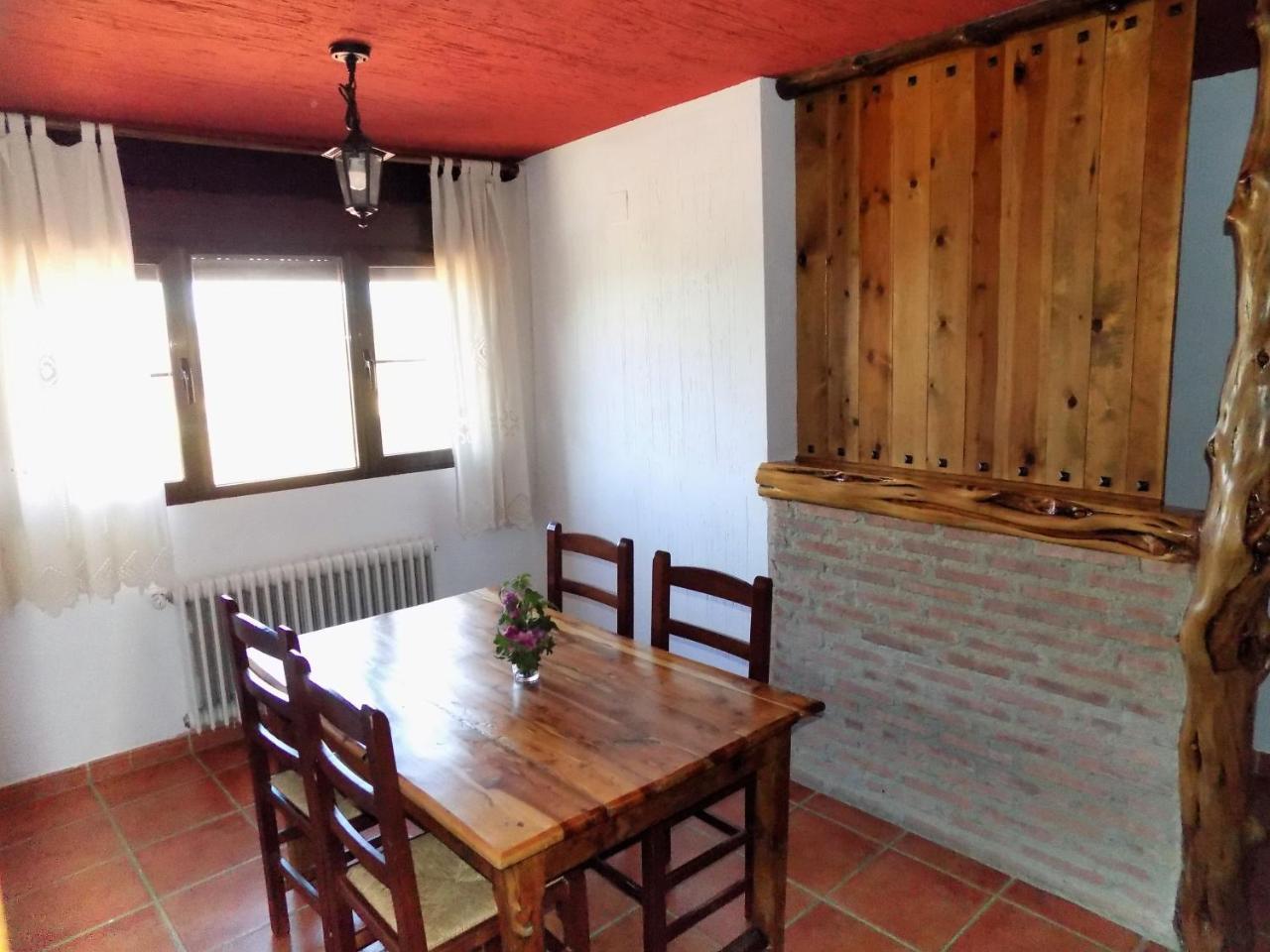 Fuente Del Gamellon Country house Buenache de la Sierra